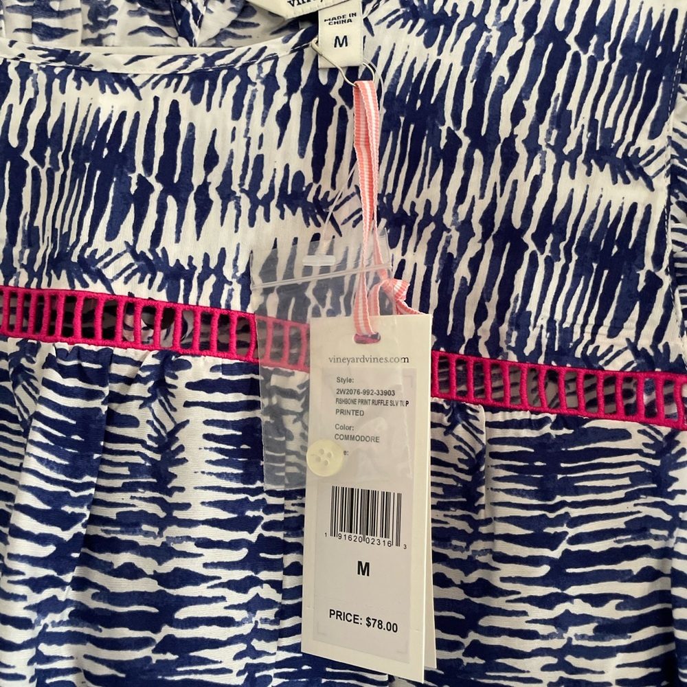 What are sleeve rayon vineyard vine top